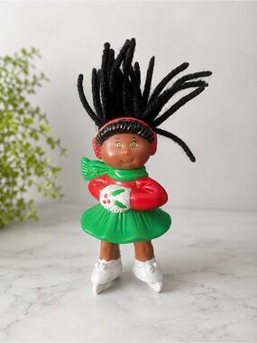 Vintage 1992 McDonald’s collectible, cabbage patch doll
